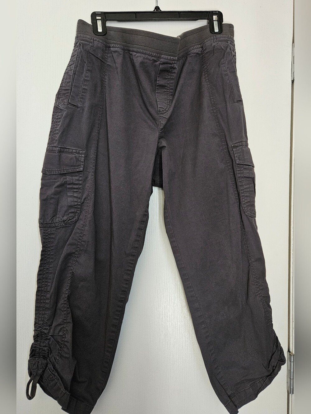 Eddie Bauer Charcoal Grey Cotton Sport Cropped Cargo Pants, 16